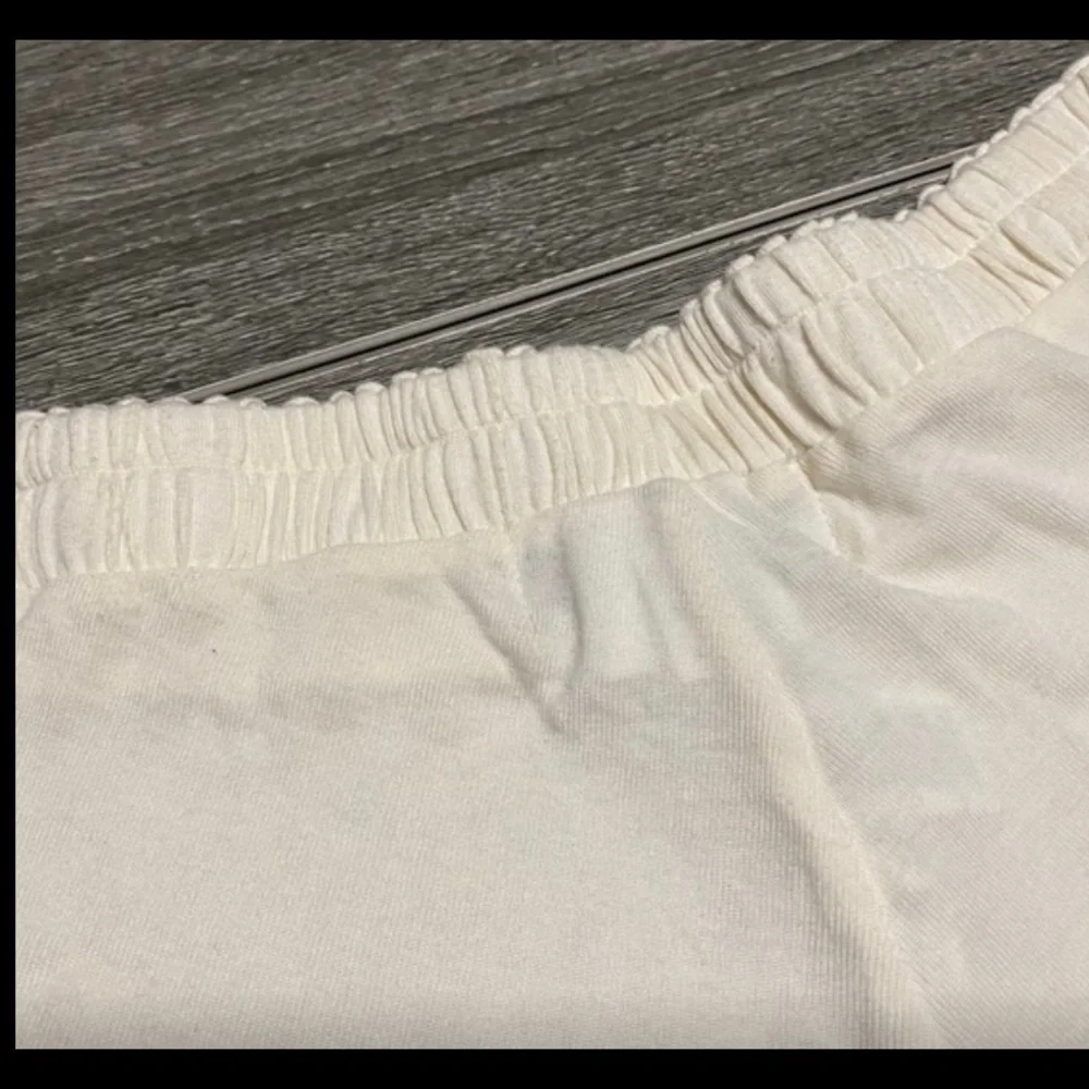 WILDFOX Unicorn Ruffle High-Waisted Shorts - Picture 5 of 7